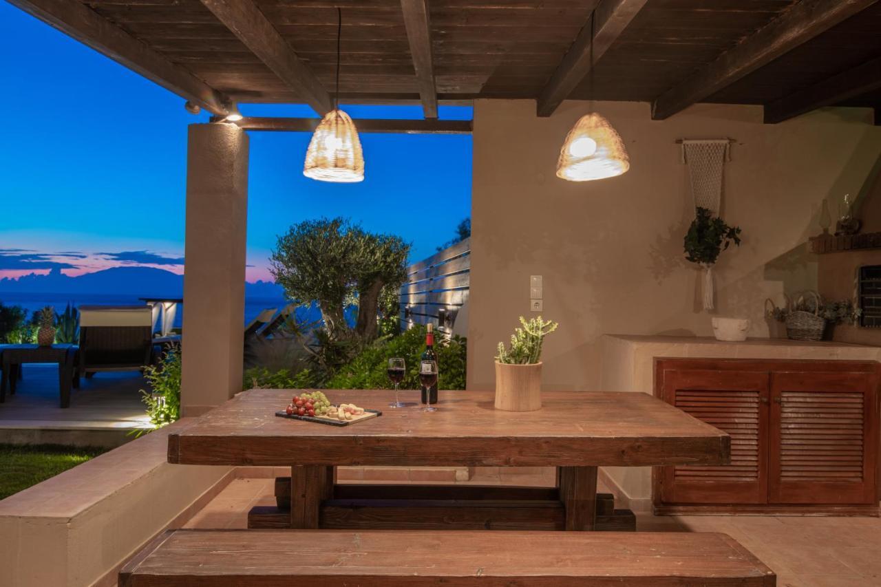 Sea Breeze Villa Циливи Экстерьер фото